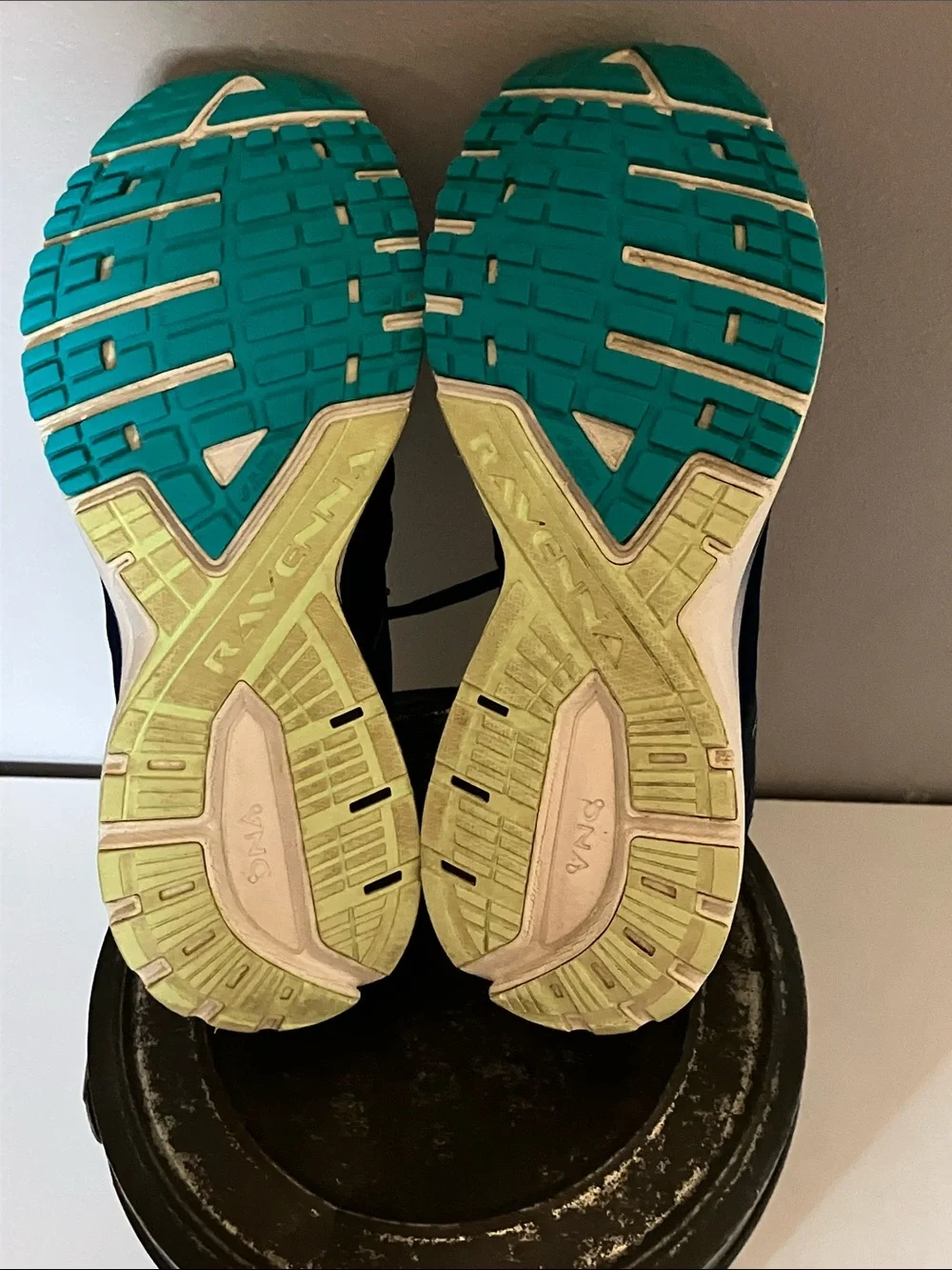 Brooks Navy Teal Running Sneakers